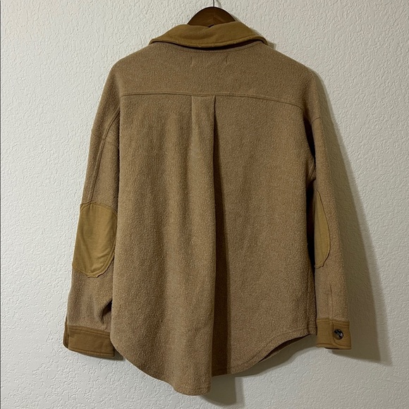 BKE Buckle Mustard Yellow Fleece Shacket Women’s S - Picture 7 of 7